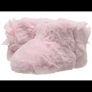 NIB UGG Girls Bow Fluff Shearling Booties Pink 6- 12 Months 2/3- brand new